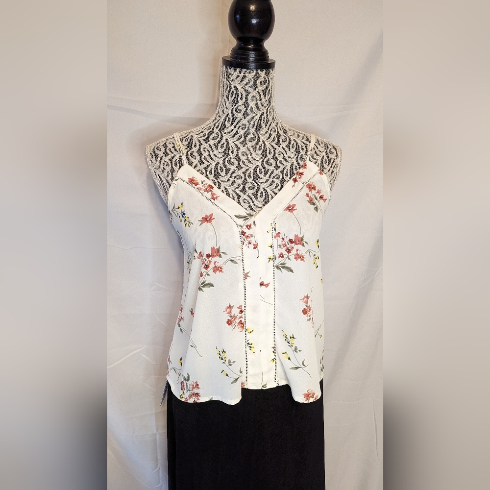 Sienna Sky Floral Top!